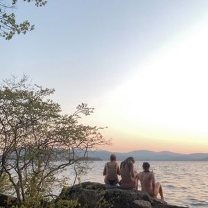 Meet your Posher, Ava